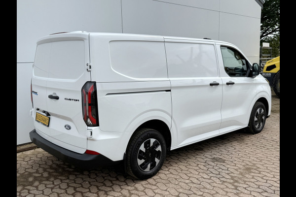 Ford E-Transit Custom 71kWh 136PK Elektrisch L1 344KM WLTP 2300kg Trekvermogen BEV Snelladen LED ACC Camera Carplay Parkeersensoren v+a