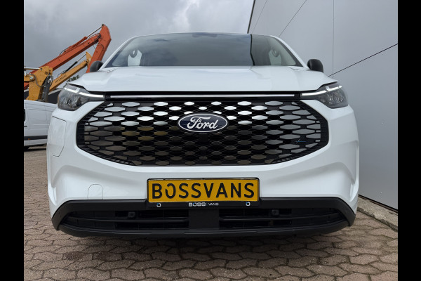 Ford E-Transit Custom 71kWh 136PK Elektrisch L1 344KM WLTP 2300kg Trekvermogen BEV Snelladen LED ACC Camera Carplay Parkeersensoren v+a