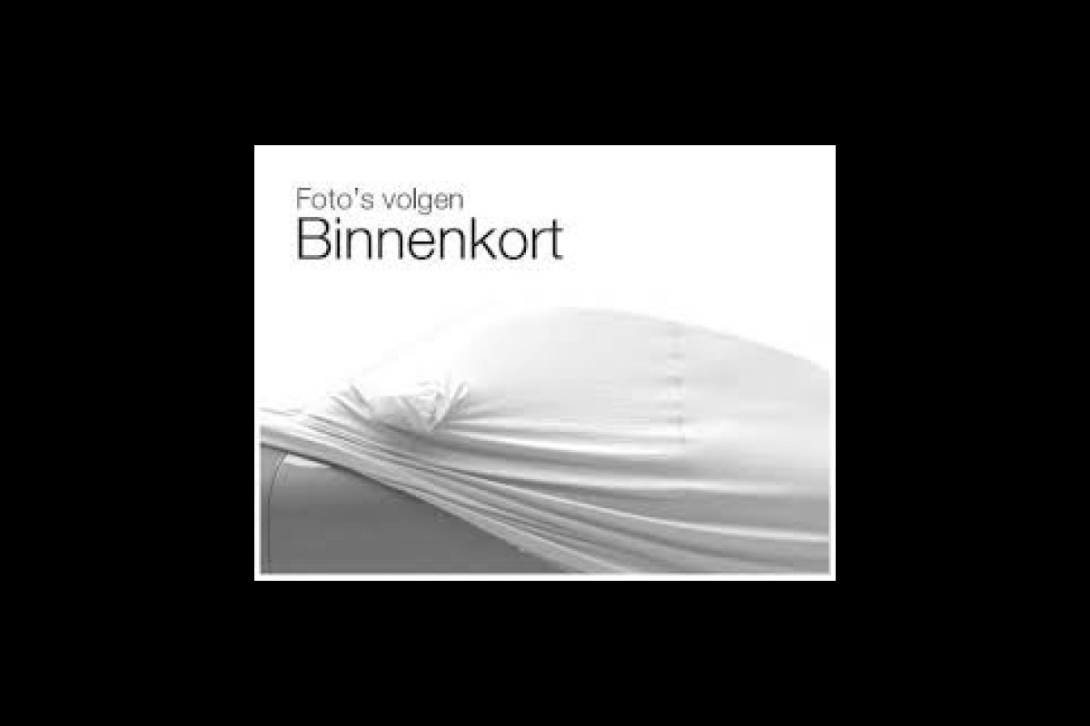 Mercedes-Benz CLA-Klasse 180 Business Solution AMG PANODAK XENON 2019