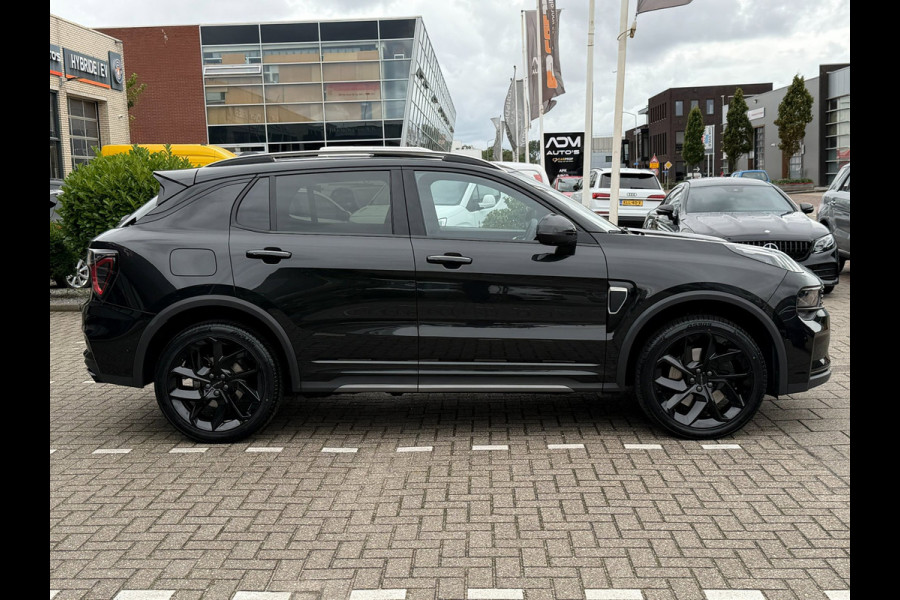 Lynk & Co 01 1.5 Black Edition / Zwarte Hemel / 360° Camera Pano / ACC