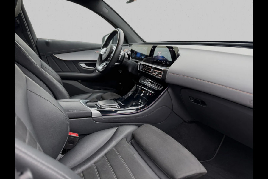 Mercedes-Benz EQC 400 4MATIC Business Solution AMG 80 kWh (NL-auto, Trekhaak, SfeerV, Camera, Luchtvering, Addapt Cruise, Etc)