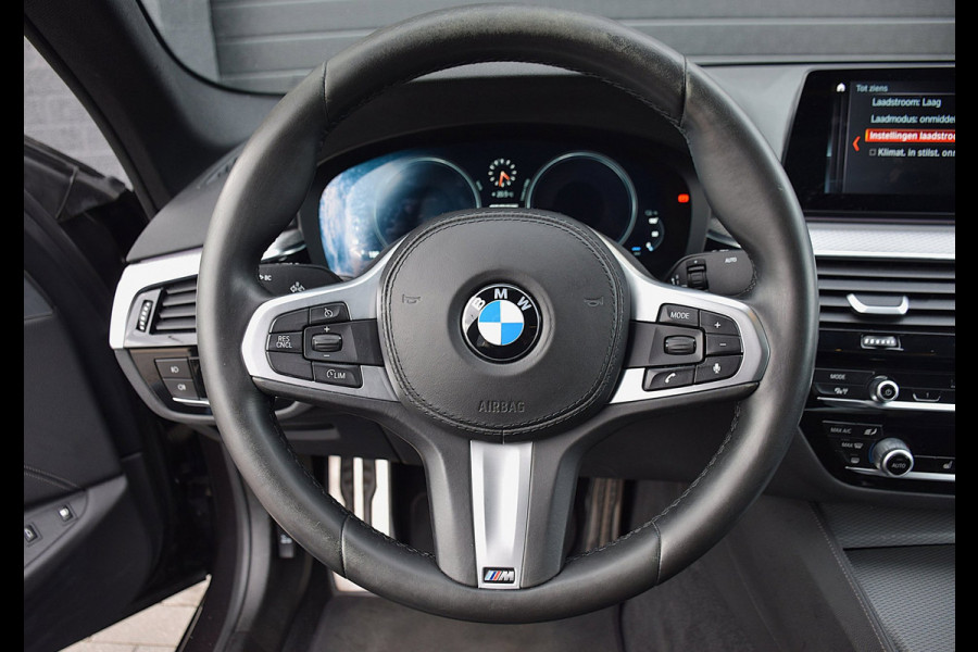 BMW 5 Serie 530e iPerformance High Executive*M-Pakket*DAK*360Cam*20Inch*Enz