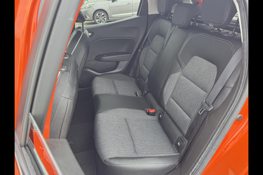 Renault Clio 1.0 TCe Intens NL-AUTO | 9.3 INCH SCHERM | PACK STYLE