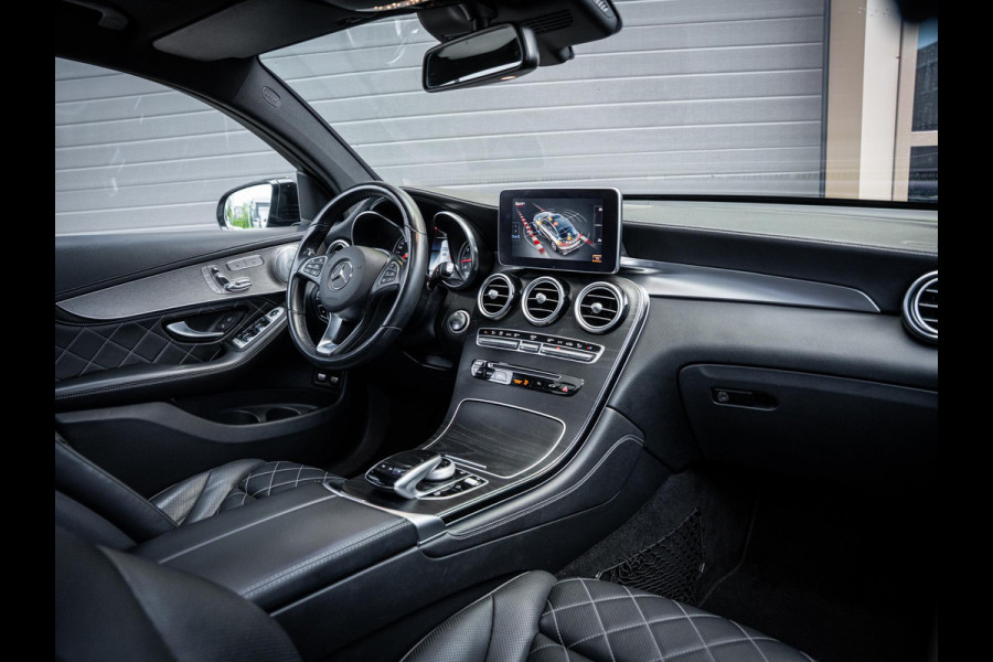 Mercedes-Benz GLC Coupé GLC250 4MATIC Business Solution AMG - Pano | Luchtv. | ACC | Burm. l Trekh.