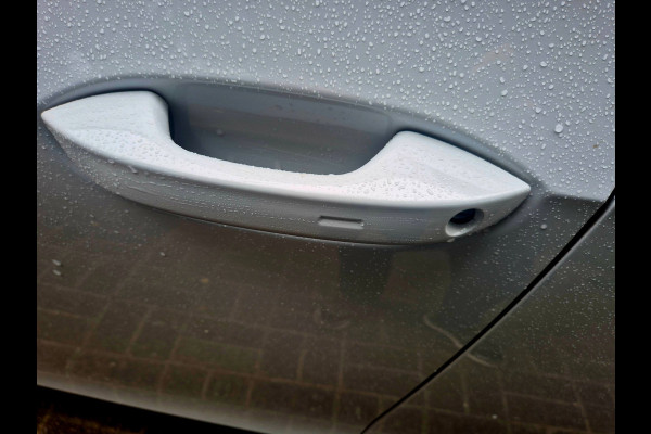 CUPRA Born Essential 63 kWh btw auto nap