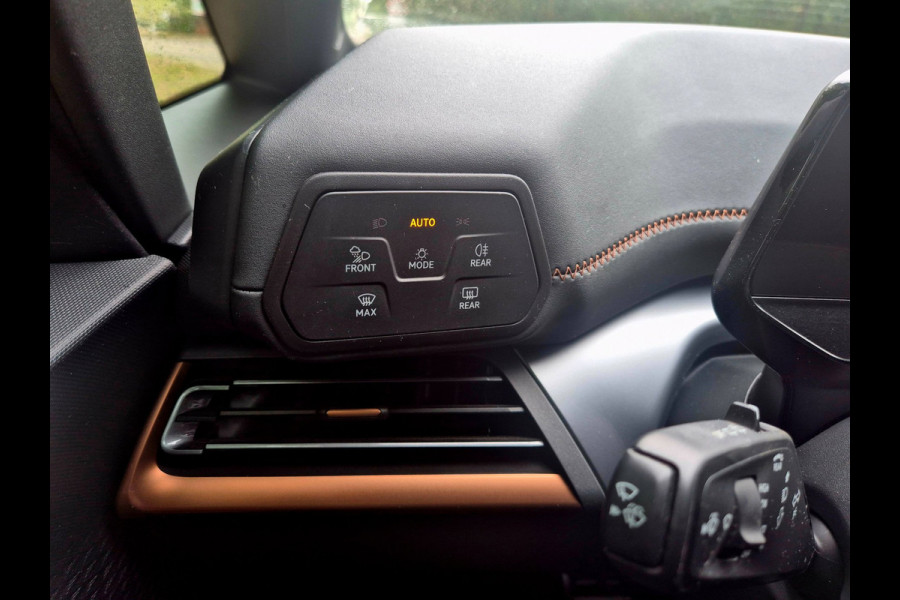 CUPRA Born Essential 63 kWh btw auto nap