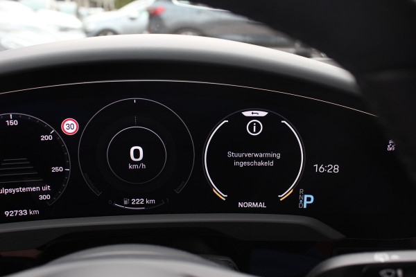 Porsche Taycan Cross Turismo Turbo S 93 kWh / SoH 90,9% / Panoramadak / 360Camera / Head-up / Passenger Display / Luchtvering / 21'' / Bose / Keyless / Sportdesign+Chrono / Stoelventilatie+Verwarming / Stuurverwarming / Dodehoek / DAB