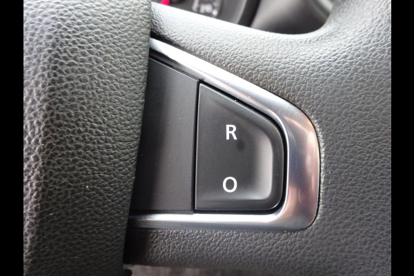 Renault Master T35 2.3 dCi 135 L2H2 Comfort Groot NAVI AIRCO TREKHAAK ZEER NETJES