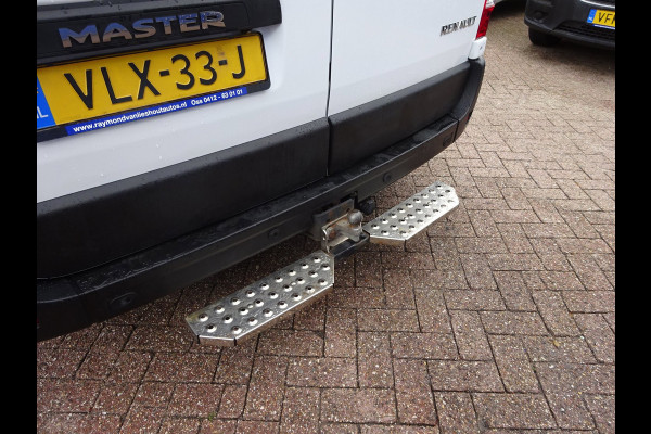 Renault Master T35 2.3 dCi 135 L2H2 Comfort Groot NAVI AIRCO TREKHAAK ZEER NETJES
