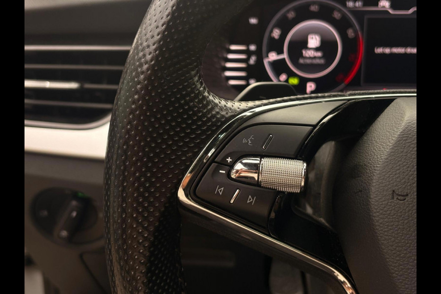 Škoda Kamiq 1.0 TSI Sport Business NARDO GREY! | NL-AUTO | CARPLAY | DIG DASH | ACHTERCAM | STOELVERW | CLIMATE | GOED ONDERH |