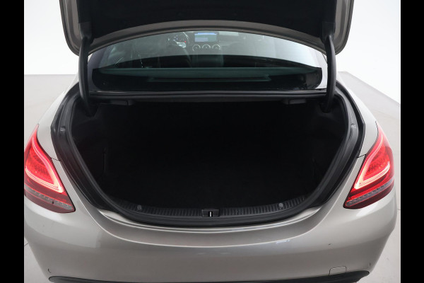 Mercedes-Benz C-Klasse 180 AMG-LINE AUT. FACELIFT + AFN. TREKHAAK | BREEDBEELD NAVI | STOELVERW. | CAMERA