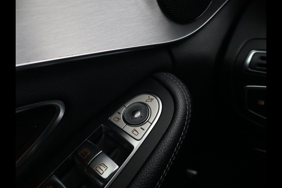 Mercedes-Benz C-Klasse 180 AMG-LINE AUT. FACELIFT + AFN. TREKHAAK | BREEDBEELD NAVI | STOELVERW. | CAMERA