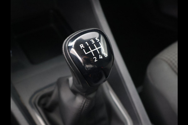 Volkswagen Caddy Cargo Maxi L2 2.0 TDI COMFORT + TREKHAAK | APPLE CARPLAY | NAVIGATIE | CRUISE CONTROL