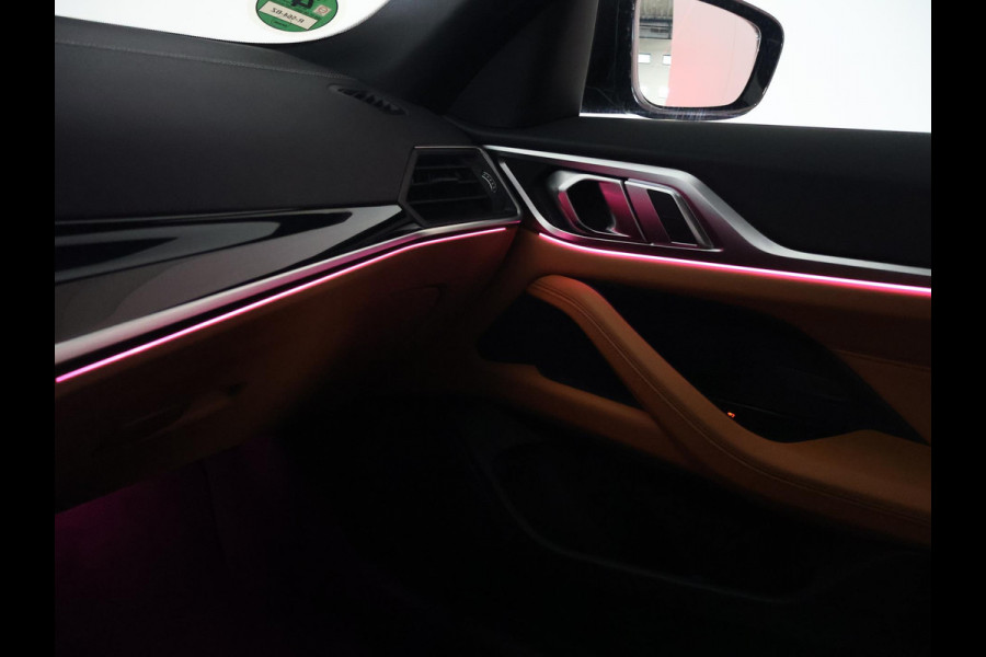 BMW i4 eDrive40 84 kWh M-SPORT + ADAPTIVE CRUISE | SFEERVERLICHTING | LEDER SPORTINTERIEUR