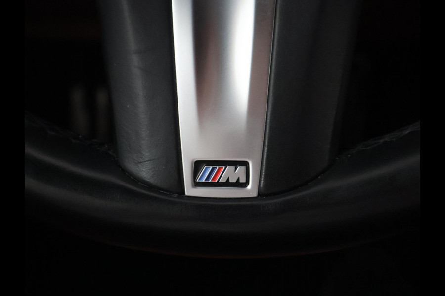 BMW i4 eDrive40 84 kWh M-SPORT + ADAPTIVE CRUISE | SFEERVERLICHTING | LEDER SPORTINTERIEUR