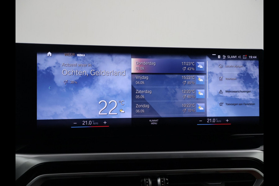 BMW i4 eDrive40 84 kWh M-SPORT + ADAPTIVE CRUISE | SFEERVERLICHTING | LEDER SPORTINTERIEUR