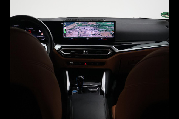 BMW i4 eDrive40 84 kWh M-SPORT + ADAPTIVE CRUISE | SFEERVERLICHTING | LEDER SPORTINTERIEUR