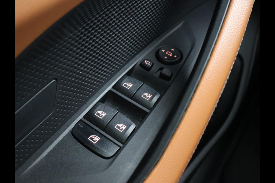 BMW i4 eDrive40 84 kWh M-SPORT + ADAPTIVE CRUISE | SFEERVERLICHTING | LEDER SPORTINTERIEUR
