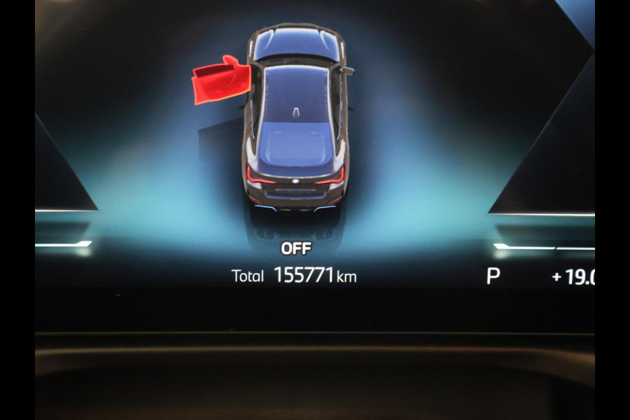 BMW i4 eDrive40 84 kWh M-SPORT + ADAPTIVE CRUISE | SFEERVERLICHTING | LEDER SPORTINTERIEUR