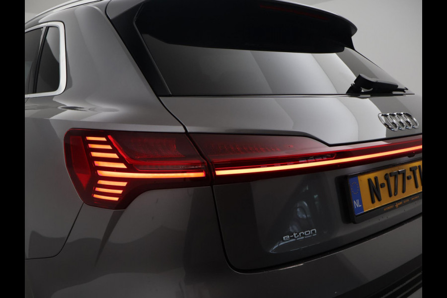Audi e-tron 55 95 KWH 408 PK + 21 INCH | LEDER | ADAPTIVE CRUISE | LUCHTVERING | CARPLAY | CAMERA