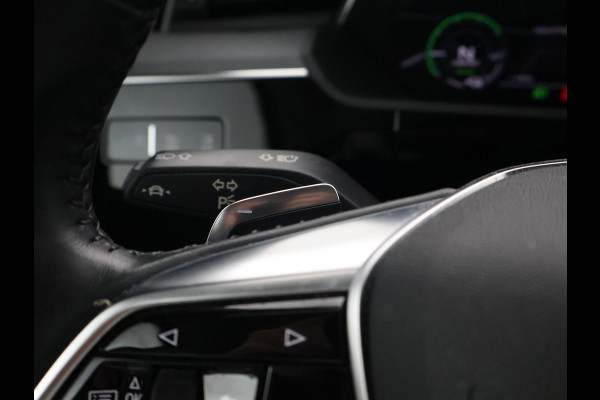 Audi e-tron 55 95 KWH 408 PK + 21 INCH | LEDER | ADAPTIVE CRUISE | LUCHTVERING | CARPLAY | CAMERA