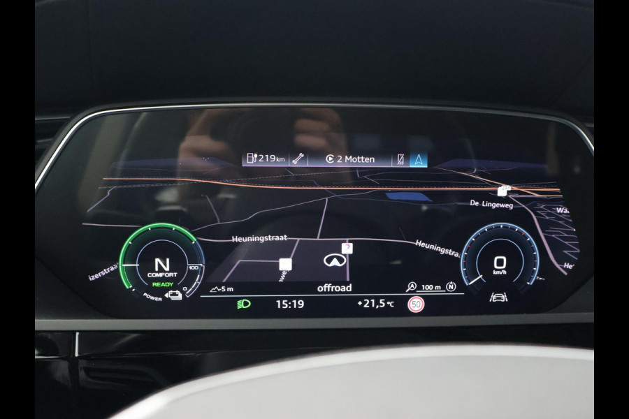 Audi e-tron 55 95 KWH 408 PK + 21 INCH | LEDER | ADAPTIVE CRUISE | LUCHTVERING | CARPLAY | CAMERA