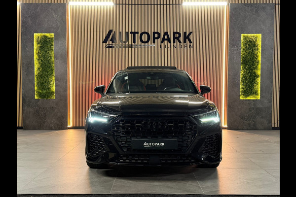 Audi RSQ3 Sportback TFSI |PANO|B&O|MATRIX|KEYLESS|CAMERA|DEALER ONDERHOUDEN|21INCH|NIGHTPAKKET|SFEERVERLICHTING|TREKHAAK|BOMVOL!