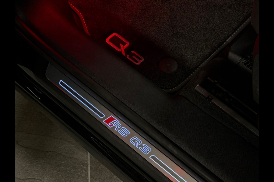 Audi RSQ3 Sportback TFSI |PANO|B&O|MATRIX|KEYLESS|CAMERA|DEALER ONDERHOUDEN|21INCH|NIGHTPAKKET|SFEERVERLICHTING|TREKHAAK|BOMVOL!