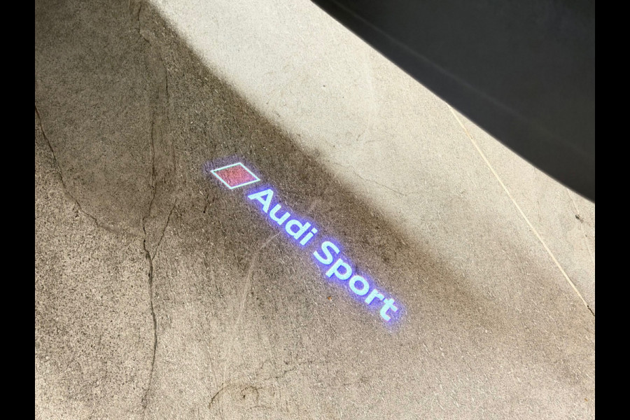 Audi RSQ3 Sportback TFSI |PANO|B&O|MATRIX|KEYLESS|CAMERA|DEALER ONDERHOUDEN|21INCH|NIGHTPAKKET|SFEERVERLICHTING|TREKHAAK|BOMVOL!