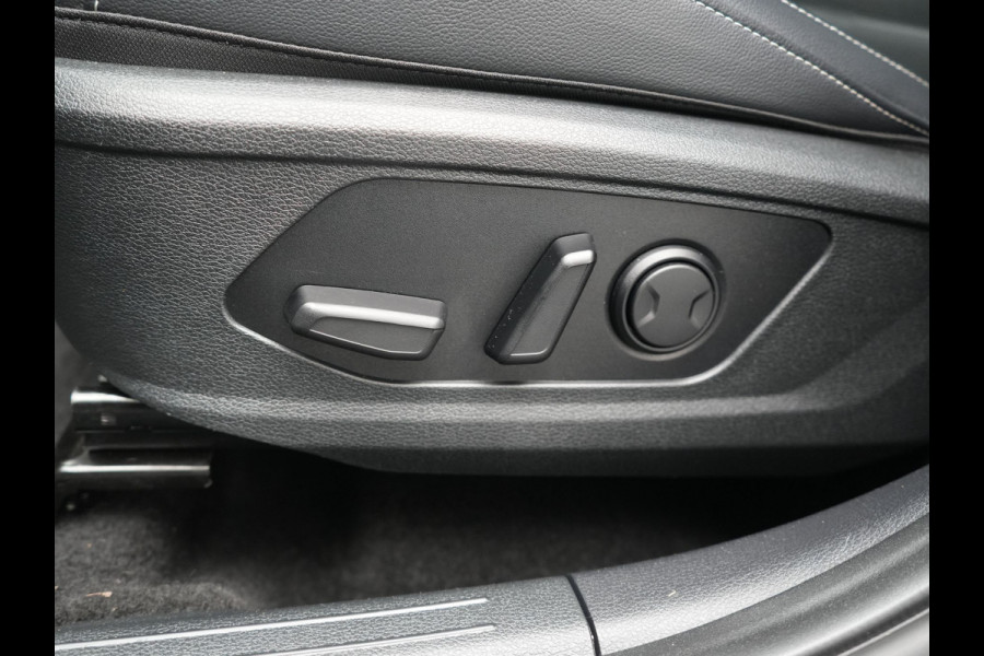 Kia Sportage 1.6 T-GDi Hybrid MHEV GT-Line 180pk Dealer O.H | Trekhaak Afn. | Panodak | Adaptive Cruise | 360 Camera | Harman / Kardon | Leeren Sportstoelen Memory & Ventilatie | Keyless | Apple Carplay | Stuur & Stoelverwarming | Sfeerverlichting | Virtual | Navigatie | DAB | 19"L.M |