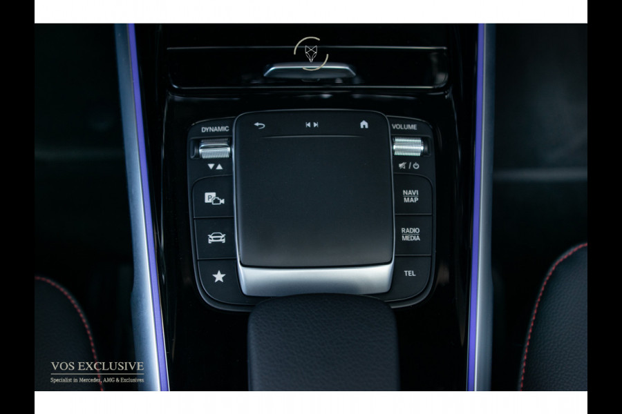 Mercedes-Benz EQB 300 4MATIC AMG 67 kWh 7-persoons|Night|Keyless|SOH 97,9%|Verw-stln|Cruise|360°|Panorama|HUD|Sfeer|Nieuwprijs €74.626