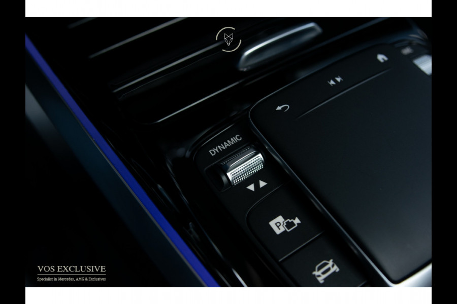 Mercedes-Benz EQB 300 4MATIC AMG 67 kWh 7-persoons|Night|Keyless|SOH 97,9%|Verw-stln|Cruise|360°|Panorama|HUD|Sfeer|Nieuwprijs €74.626