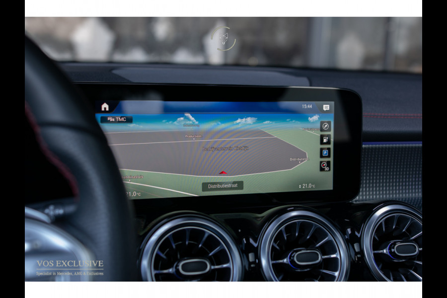 Mercedes-Benz EQB 300 4MATIC AMG 67 kWh 7-persoons|Night|Keyless|SOH 97,9%|Verw-stln|Cruise|360°|Panorama|HUD|Sfeer|Nieuwprijs €74.626