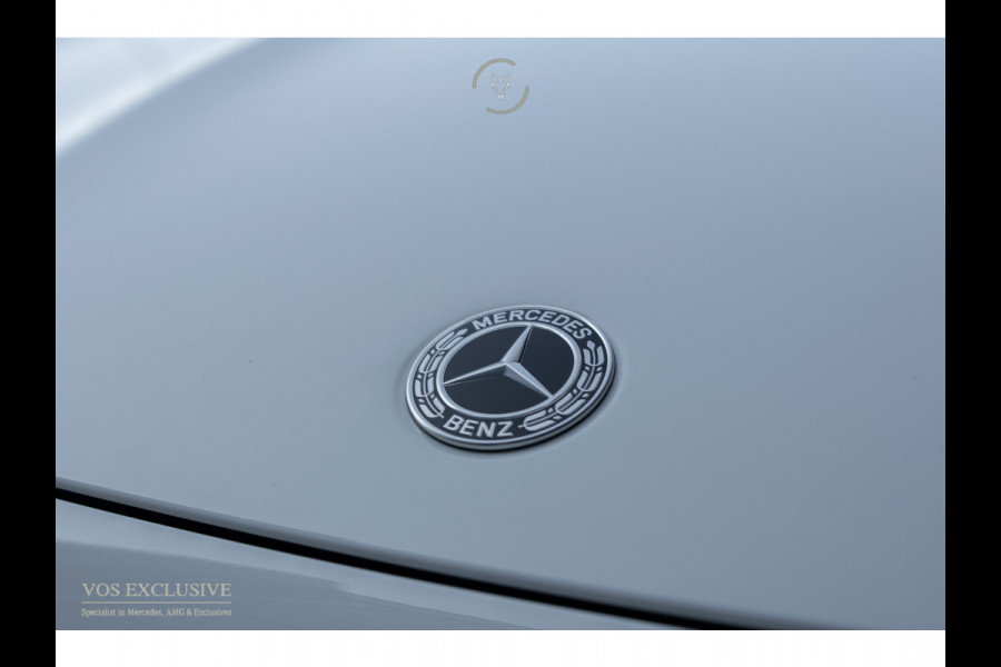 Mercedes-Benz EQB 300 4MATIC AMG 67 kWh 7-persoons|Night|Keyless|SOH 97,9%|Verw-stln|Cruise|360°|Panorama|HUD|Sfeer|Nieuwprijs €74.626