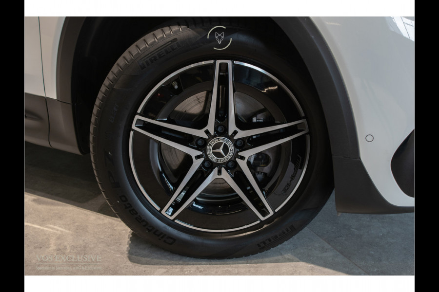Mercedes-Benz EQB 300 4MATIC AMG 67 kWh 7-persoons|Night|Keyless|SOH 97,9%|Verw-stln|Cruise|360°|Panorama|HUD|Sfeer|Nieuwprijs €74.626