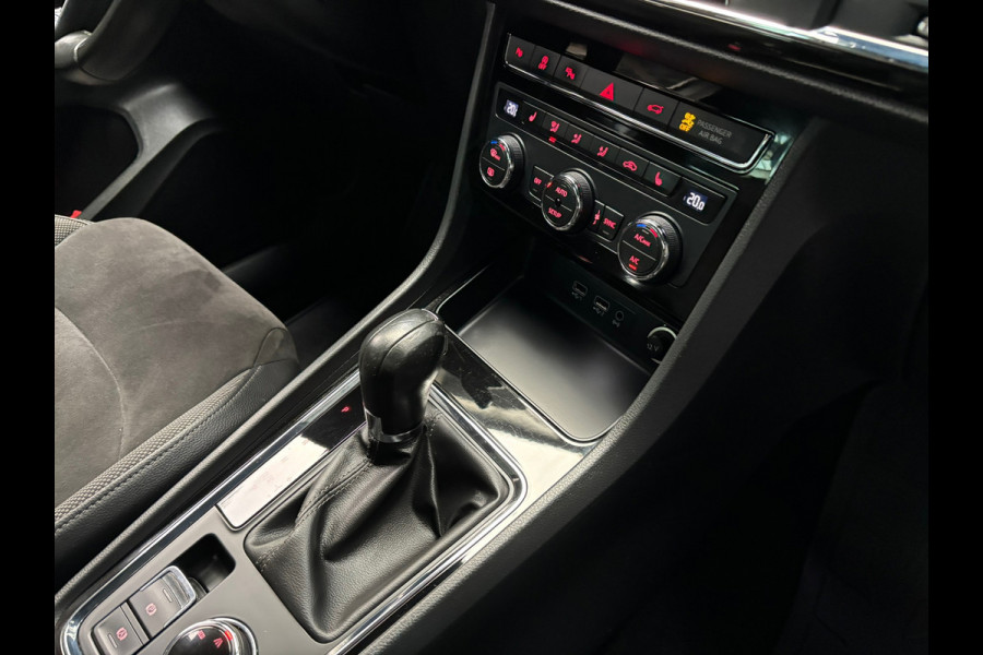 Seat Ateca 1.5 TSI Xcellence / Carplay / Pano / Trekhaak