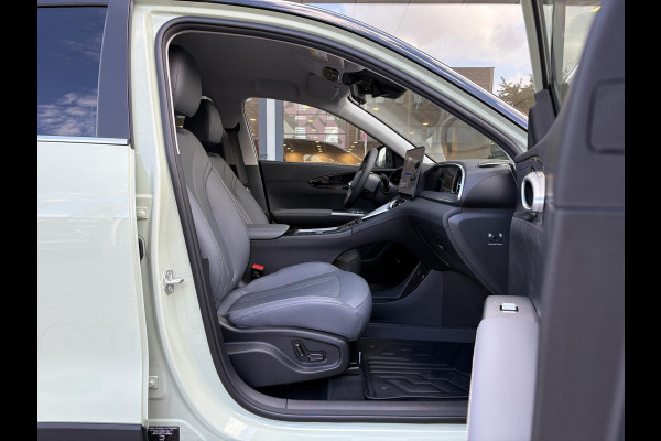 GEELY E2 Max 47 kWh 115 PK | Pre-order nu ! | 345 Km actieradius | Verwarmbare voorstoelen en stuurwiel | Achteruitrijcamera en parkeersensoren achter | 8,8" digitaal instrumentenpaneel en 14,6" multimediascherm met Flyme Auto