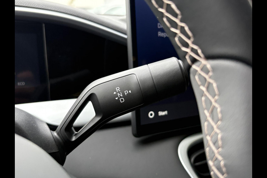 GEELY E2 Max 47 kWh 115 PK | Pre-order nu ! | 345 Km actieradius | Verwarmbare voorstoelen en stuurwiel | Achteruitrijcamera en parkeersensoren achter | 8,8" digitaal instrumentenpaneel en 14,6" multimediascherm met Flyme Auto