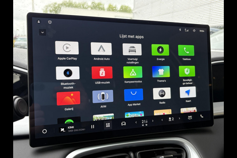 GEELY E2 Max 47 kWh 115 PK | Pre-order nu ! | 345 Km actieradius | Verwarmbare voorstoelen en stuurwiel | Achteruitrijcamera en parkeersensoren achter | 8,8" digitaal instrumentenpaneel en 14,6" multimediascherm met Flyme Auto