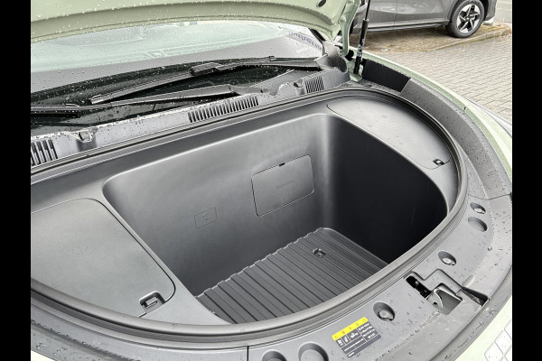 GEELY E2 Max 47 kWh 115 PK | Pre-order nu ! | 345 Km actieradius | Verwarmbare voorstoelen en stuurwiel | Achteruitrijcamera en parkeersensoren achter | 8,8" digitaal instrumentenpaneel en 14,6" multimediascherm met Flyme Auto