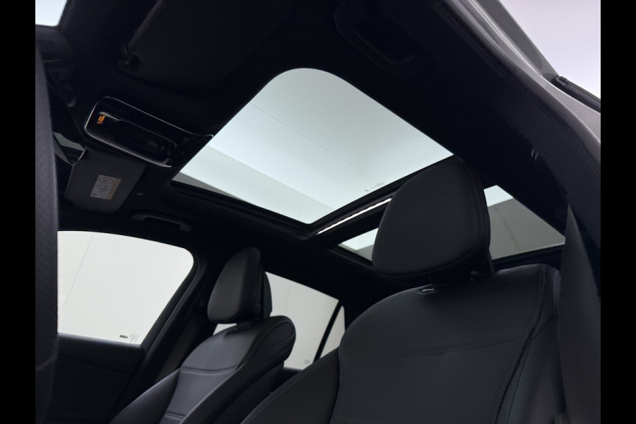 Mercedes-Benz GLC 300 e 4MATIC AMG line | Pano Burmester Trekhaak Ventilatie Memory