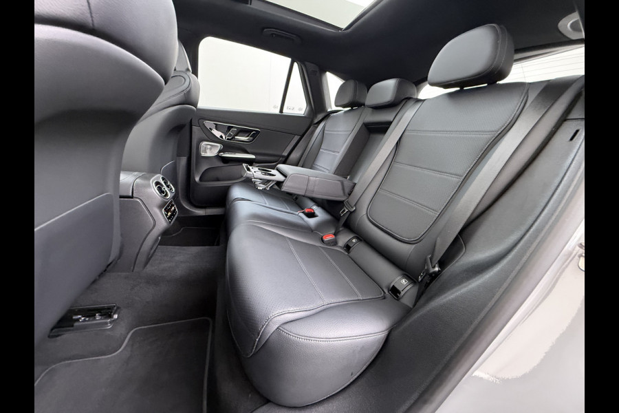 Mercedes-Benz GLC 300 e 4MATIC AMG line | Pano Burmester Trekhaak Ventilatie Memory