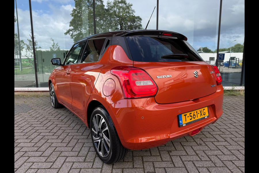 Suzuki Swift 1.2 Style Smart Hybrid - Automaat - Camera - Media Apple/Android - Winterpakket- Org.NL
