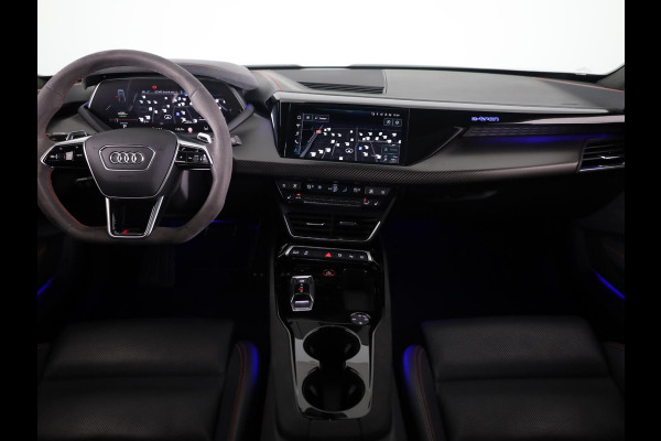 Audi e-tron GT RS 93 kWh 599pk | SOH94% | Panoramadak | Navigatie | Head Up display |Stoelverwaming en ventilatie | RS Design pakket | Laser led koplampen