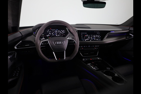 Audi e-tron GT RS 93 kWh 599pk | SOH94% | Panoramadak | Navigatie | Head Up display |Stoelverwaming en ventilatie | RS Design pakket | Laser led koplampen