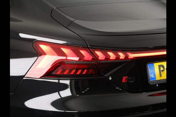 Audi e-tron GT RS 93 kWh 599pk | SOH94% | Panoramadak | Navigatie | Head Up display |Stoelverwaming en ventilatie | RS Design pakket | Laser led koplampen