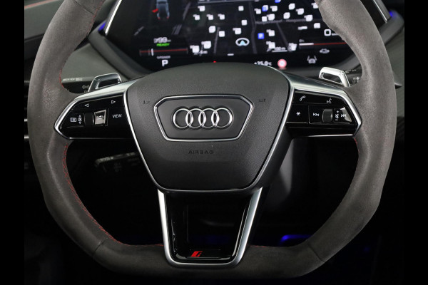 Audi e-tron GT RS 93 kWh 599pk | SOH94% | Panoramadak | Navigatie | Head Up display |Stoelverwaming en ventilatie | RS Design pakket | Laser led koplampen