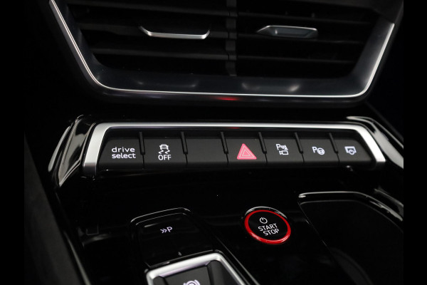Audi e-tron GT RS 93 kWh 599pk | SOH94% | Panoramadak | Navigatie | Head Up display |Stoelverwaming en ventilatie | RS Design pakket | Laser led koplampen