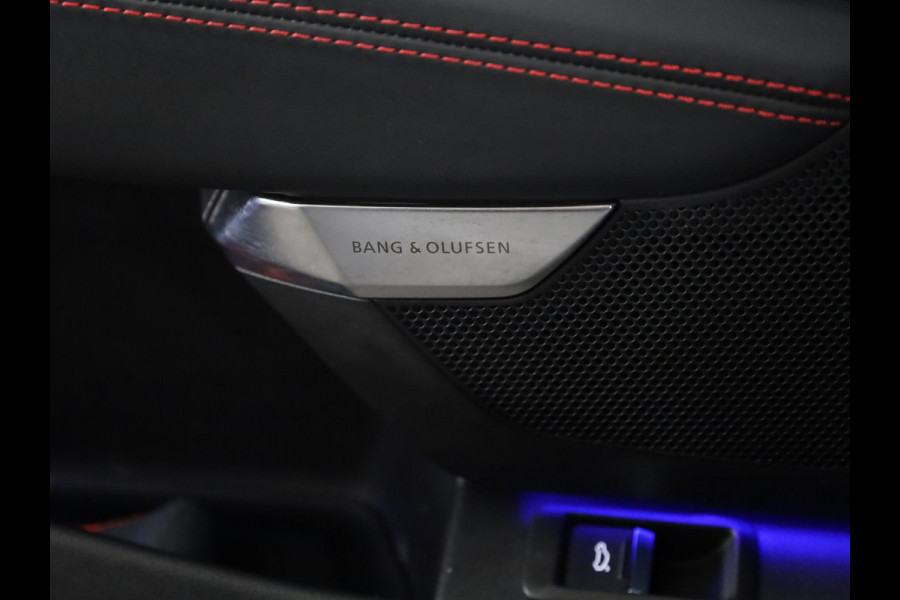 Audi e-tron GT RS 93 kWh 599pk | SOH94% | Panoramadak | Navigatie | Head Up display |Stoelverwaming en ventilatie | RS Design pakket | Laser led koplampen