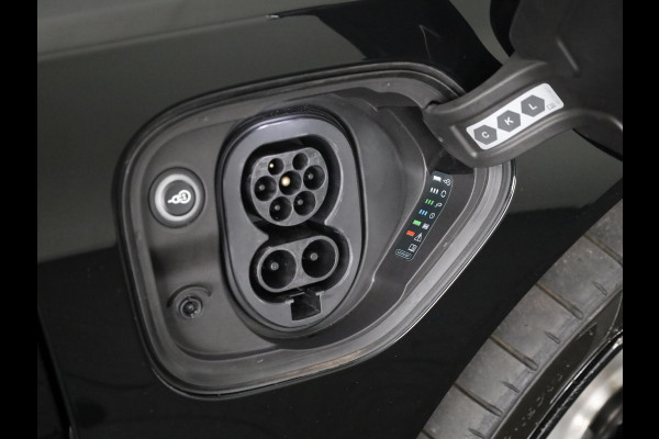 Audi e-tron GT RS 93 kWh 599pk | SOH94% | Panoramadak | Navigatie | Head Up display |Stoelverwaming en ventilatie | RS Design pakket | Laser led koplampen
